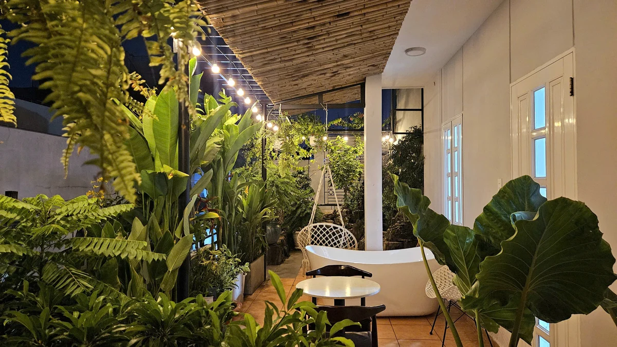 Studio apartment on Lê Văn Sỹ, Tan Binh District