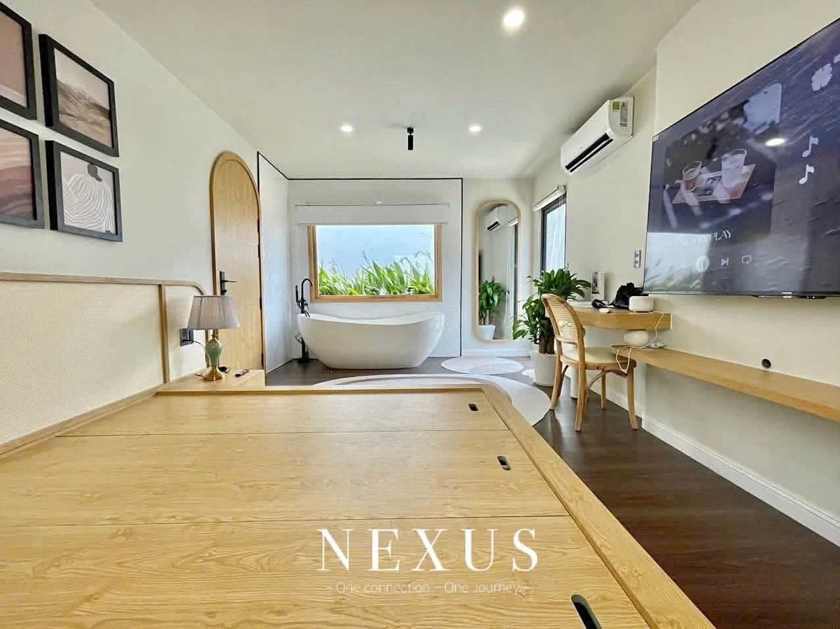 Studio apartment on Cộng Hòa, Tan Binh District
