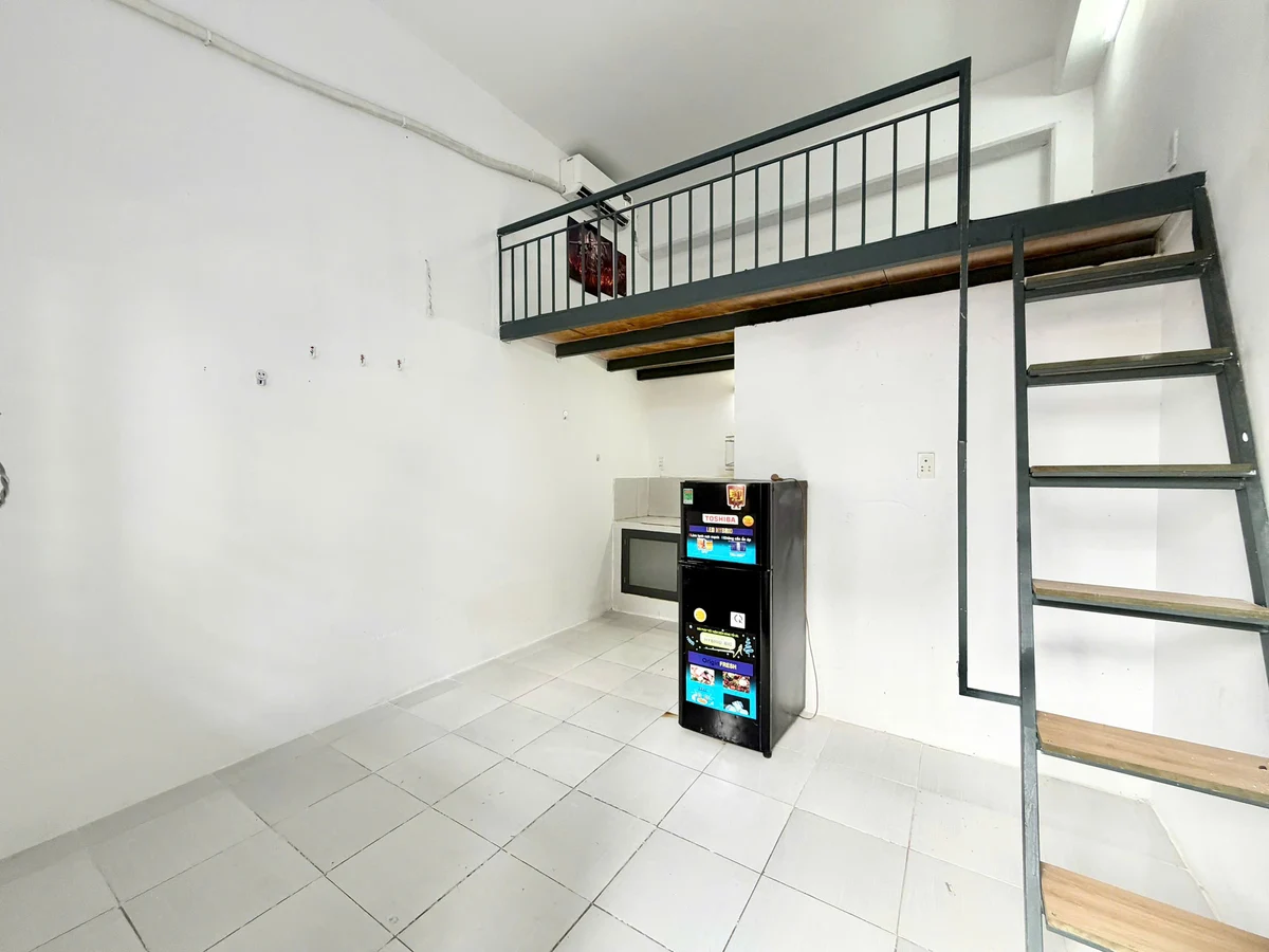 Duplex apartment on Bạch Đằng, Tan Binh District