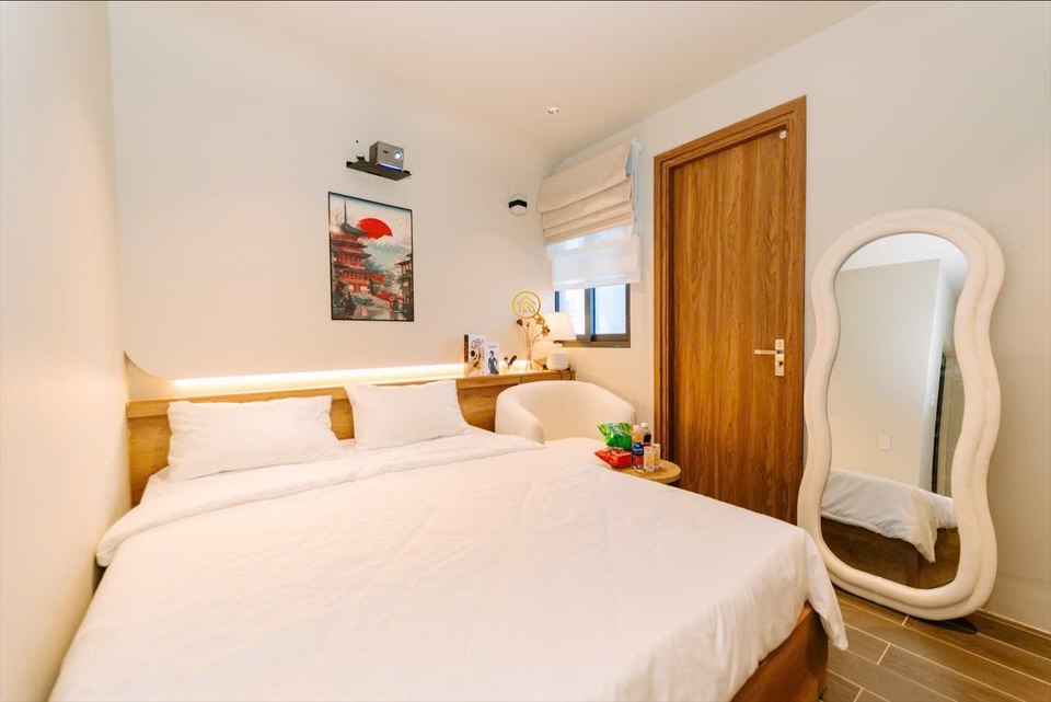 Studio apartment on Bùi Đình Túy, Binh Thanh District